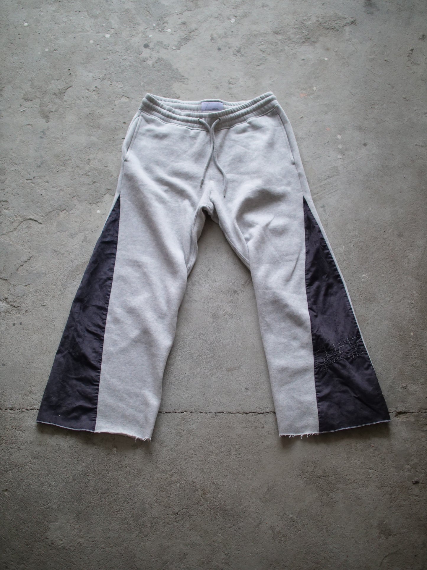 quiete pants